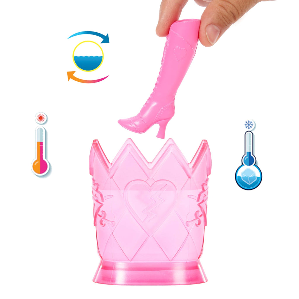 Disney's Descendants: The Rise Of Red The Sorcerer's Cookbook Doll & Playset, Surprise Reveals